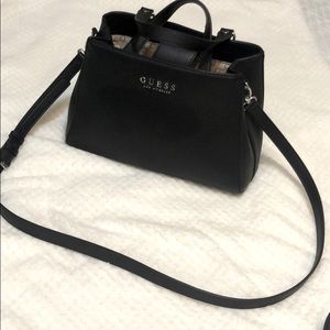 Guess medium crossbody bag